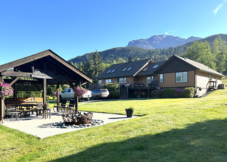 LODGING-SLIDE-7